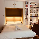 Another Attractive Flat Near By St-Germain, St-Placide