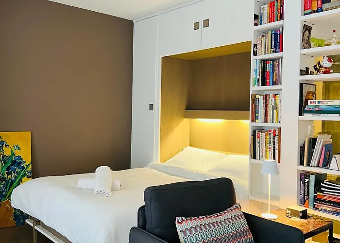 Another Attractive Flat Near By St-Germain, St-Placide